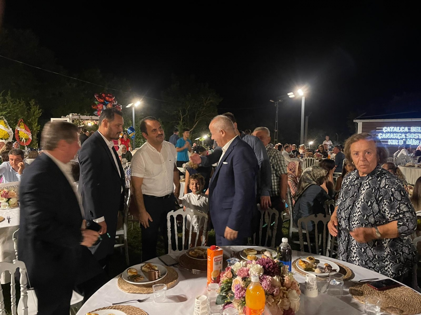 20.08.2022 ÇATALCA KADIN KOLLARI İLÇE BAŞKANIMIZ SN VİLDAN KOCATÜRK kardeşimizin biricik evlatlarının SÜNNET MERASİMİNE KATILIM